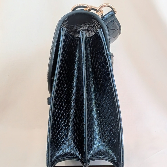 NWT Brahmin Small Hallie in Evergreen Kalopsia - Picture 8 of 15